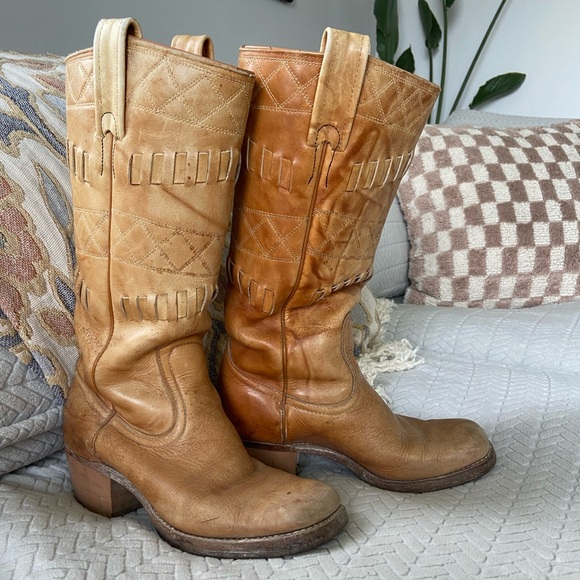 Vintage Shoes - Tan leather vintage campus boots